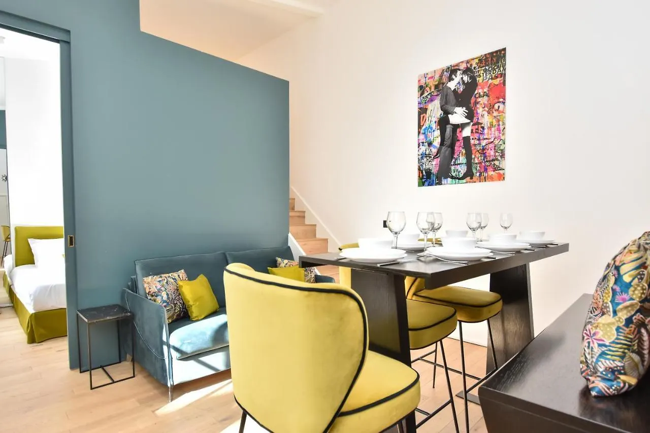 Apartment Cmg Palais De L'elysee Saint-honore Paris