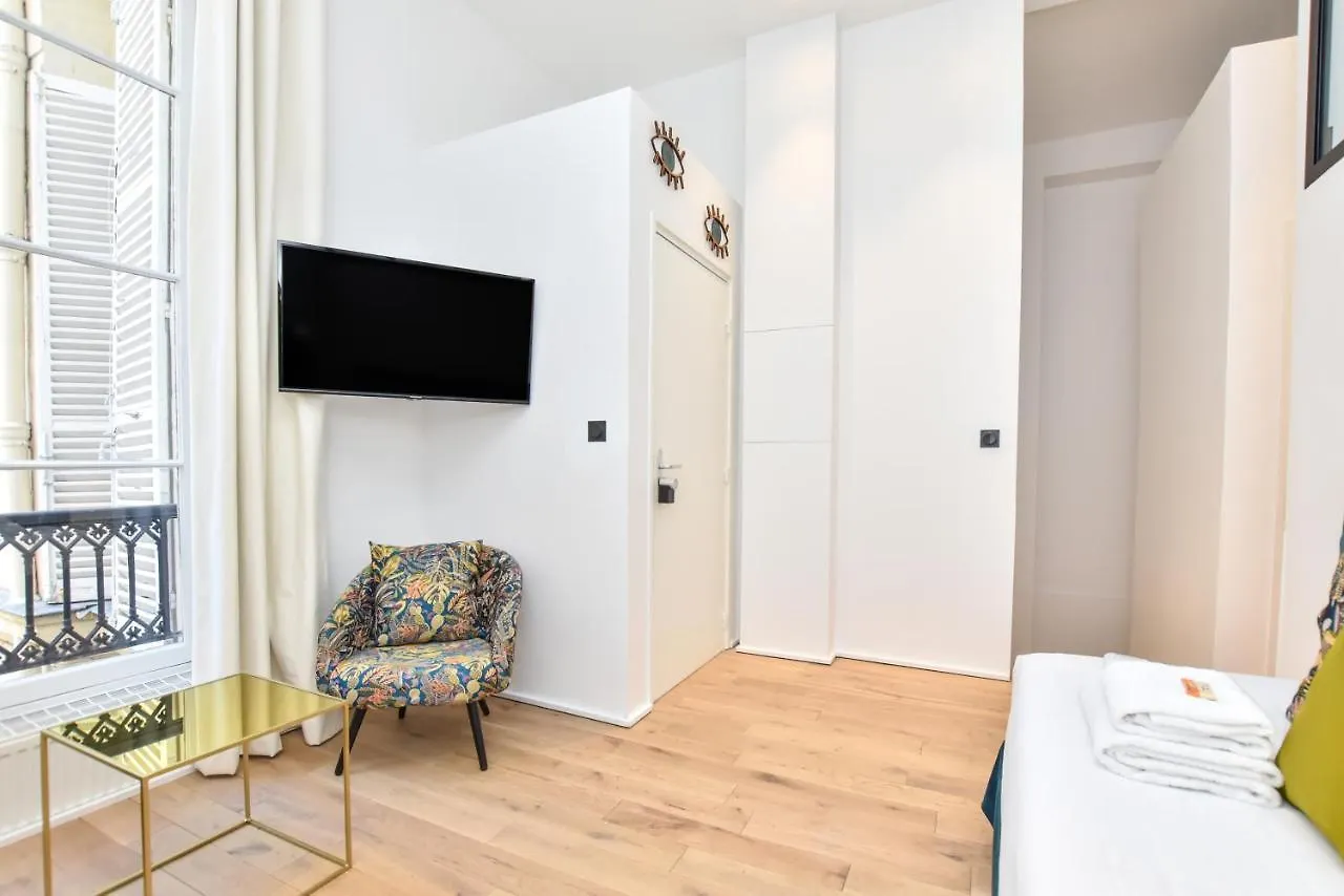 Apartament Cmg Palais De L'elysee Saint-honore Paryż