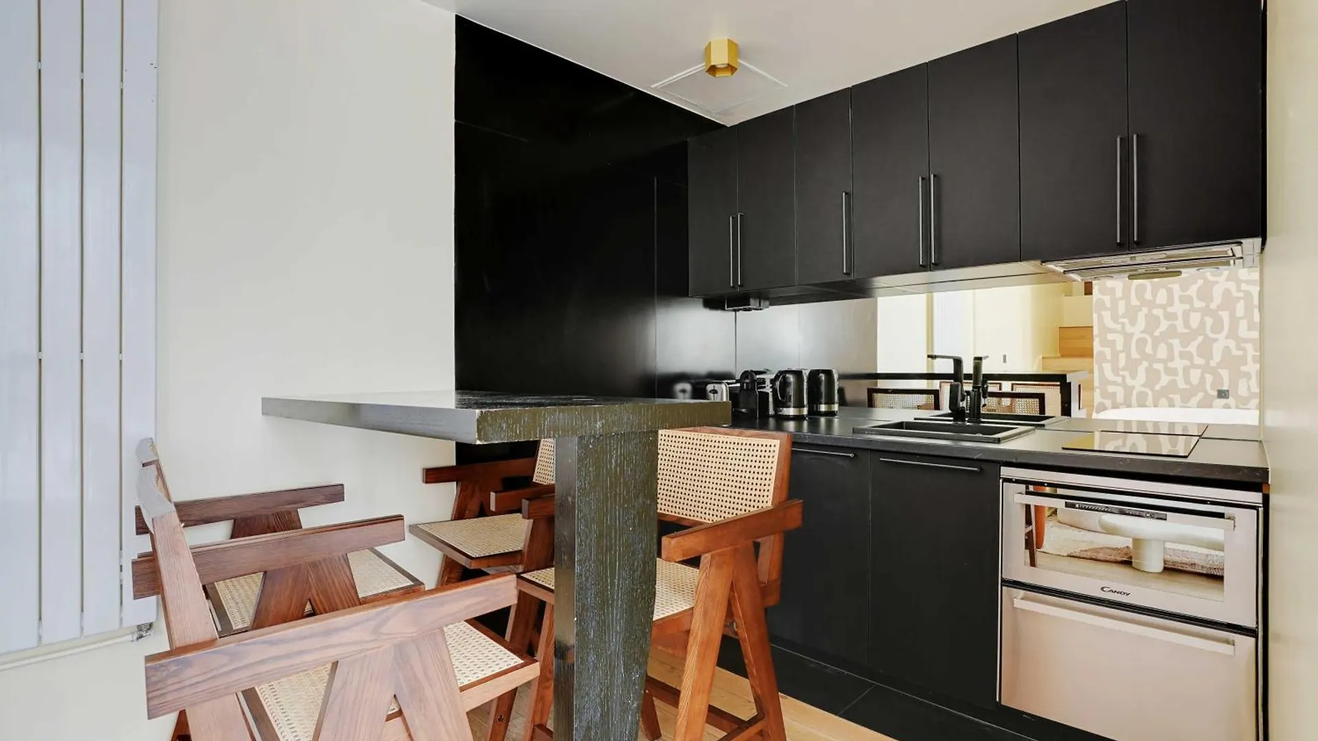 Apartment Cmg Palais De L'elysee Saint-honore Paris